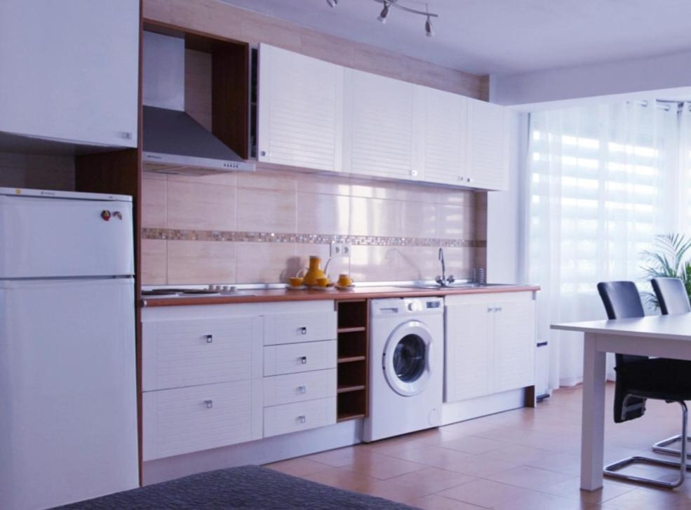 Apartamento La Carihuela Torremolinos Luaran gambar